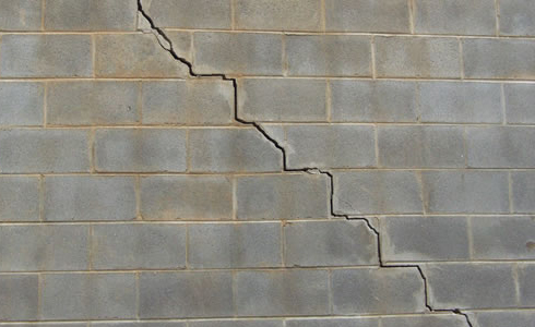 rain gutters prevent interior basement cracking